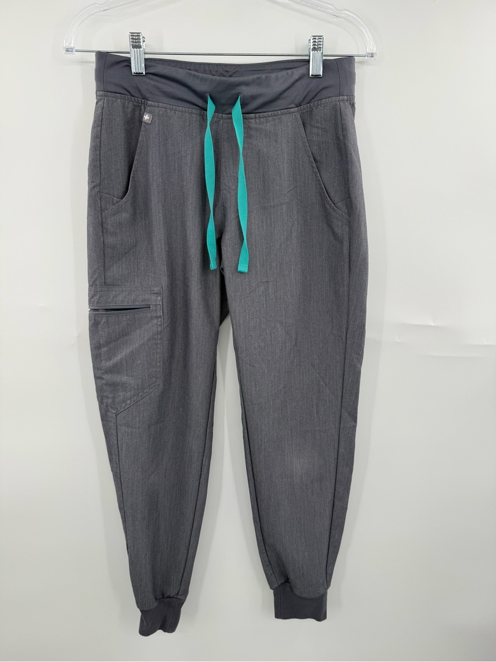 FIGS Zamora Jogger Scrub Pants Womens XS Petite Graphite Gray Cargo PO 1747